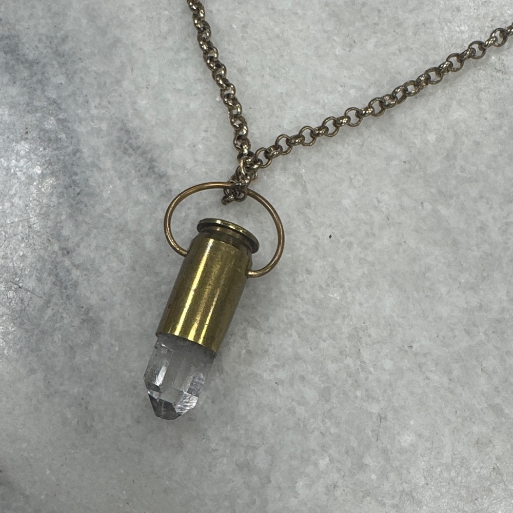 Honey Gypset Gold Clear Quartz Pendant Necklace - Picture 2 of 2
